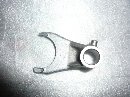 25231 43d00 fourchette suzuki - 25231-43d00,