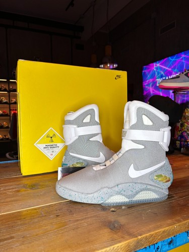 Nike mag back the - the, future