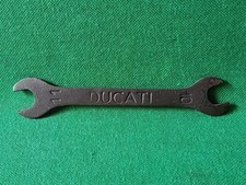 CHIAVE FISSA MOTO D'EPOCA DUCATI DOTAZIONE KIT MOTO NUMERO 10/11. CW67