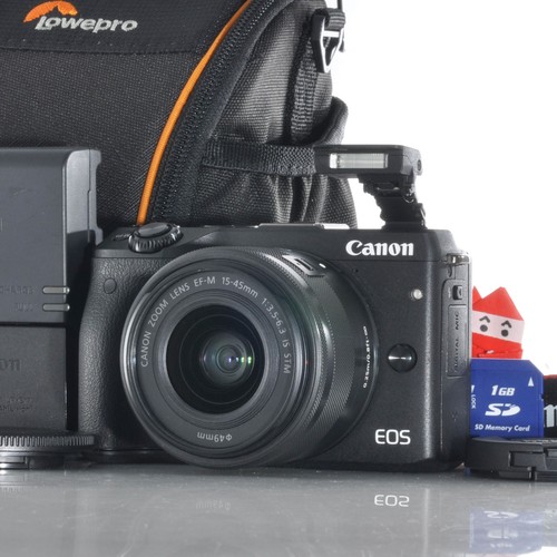 Canon eos m 15 - m3, is
