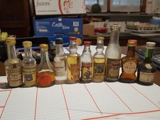 Bottigliette liquori mignon - Piccole bottiglie alcol - lotto 70 pezzi 