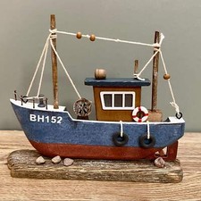 Barca in legno rustica pesca