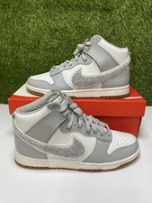 Nike Dunk High Swoosh in