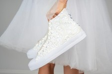 Sneakers da sposa alte in pizzo avorio con nastro - Scarpe da sposa per sposa