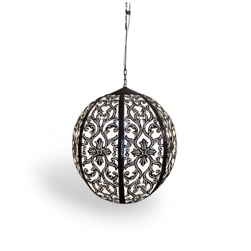 Lampadario etnico ferro