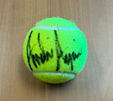 Pallone da tennis autografato