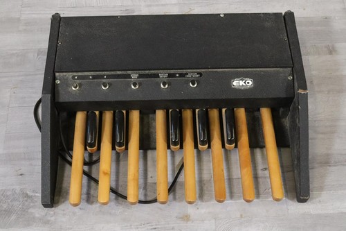 Sintetizzatore analogico