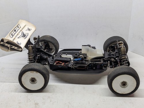 Xray 808 buggy - buggy, 1/8