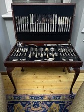 Grande Servizio Di Posate In