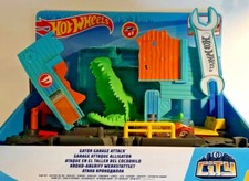 Hot Wheels Creature Mostruose City Garage Attack