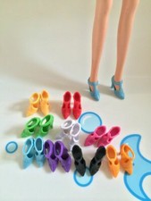 42 paia scarpe bambola