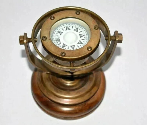 Antica bussola cardanica