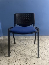 SEDIA D'ATTESA IMBOTTITA IMPILABILE- IDEALE PER UFFICIO, STUDIO O SALA. BLU