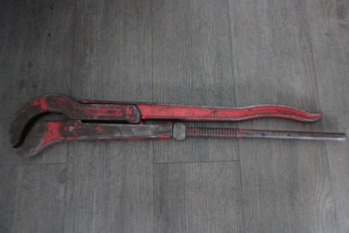 Pinza per tubi angolari brinko - pinza,