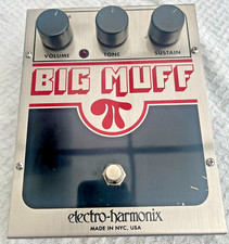 Electro-Harmonix Big Muff Pi Guitar Effects Pedal