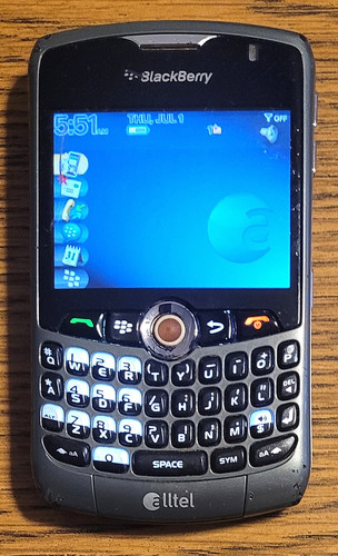 Blackberry curve 8330 gray - blackberry,