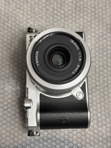 Fotocamera digitale compatta