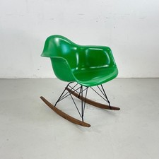 Sedia A Dondolo Vintage Eames