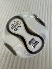 Adidas Teamgeist Pallone