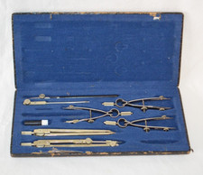 Set attrezzi da disegno