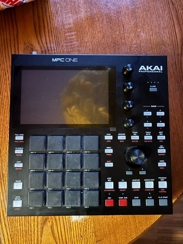 Akai mpc one - akai,