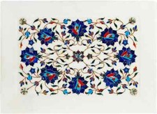 tavolo intarsiato in marmo