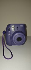 Fujifilm instax mini 8 VIOLA Polaroid. Inclusa custodia, tracolla e 7 istantanee
