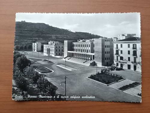 Gaeta piazza municipio - municipio, il