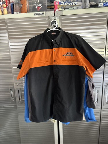 Camicia meccanica abbottonata