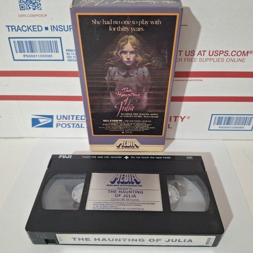 The haunting julia - julia, 1977