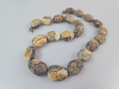 Collana verde grezza collana