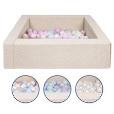 Piscina con 200 palline