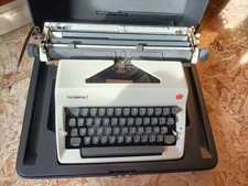 macchina da scrivere Olympia vintage 