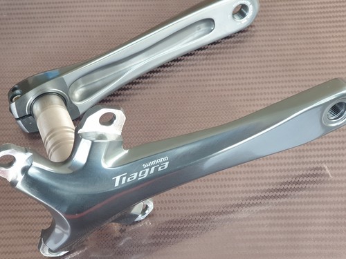 Shimano tiagra 4700 hollowtech - shimano,