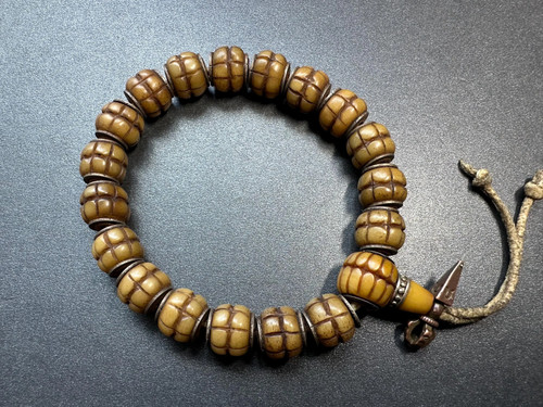 Bracciale mala osso - osso, yak