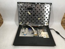 Dell Latitude E5500 accende