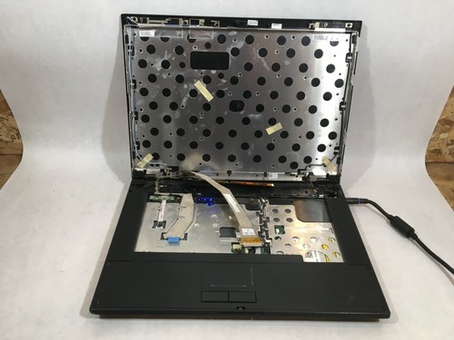 Dell latitude e5500 - latitude, accende