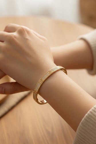 Cartier love bracelet diamonds - love,