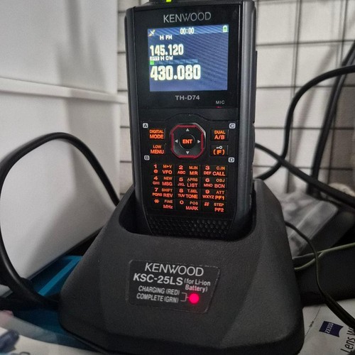 Kenwood d74 144 430mhz - kenwood, th-d74