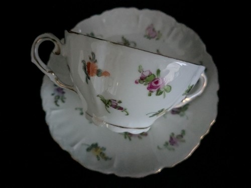 Antica tazza tè piattino - e,