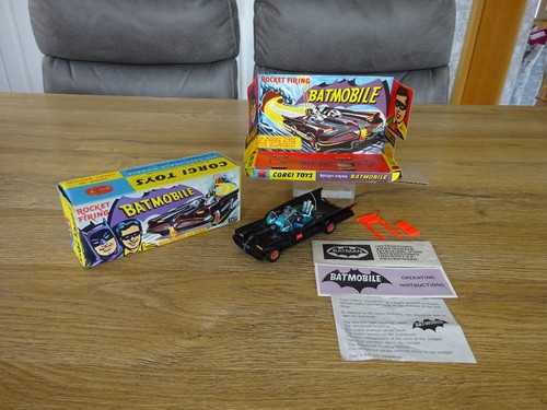 Corgi toys 267 batmobile - corgi,
