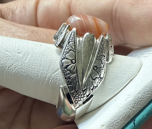 Anello uomo fatto - a, con