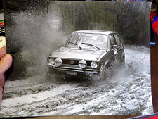 1977 FOTOGRAFIA SPORTIVA - VW GOLF DURANTE RALLY - N° 89 -