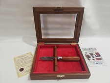Cofanetto espositore in legno