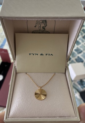 Collana medaglione fyn fia - medaglione,