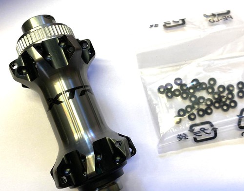 Mozzo ruota anteriore shimano - mozzo,