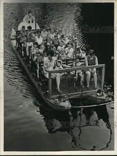 1968 Stampa Foto Giro in barca Cigno per bambini da Tri Scuola Programma Educativo