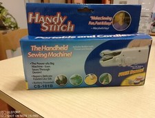 MINI CUCITRICE PICCOLA  MACCHINA DA CUCIRE PORTATILE VIAGGIO CON BOBINA AGO FILO