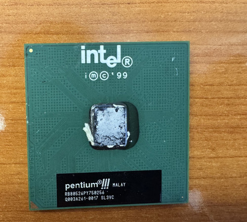 Cpu intel pentium - iii, 1