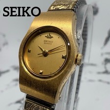 SEIKO Round Gold Quartz